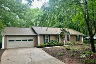 85 Apache Pointe Dr, Senoia, GA 30276 - Photo 2