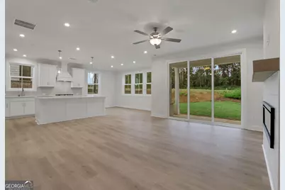 124 Kindred Lane, Marietta, GA 30066 - Photo 14