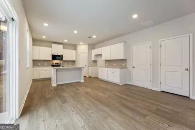 8031 Dickens Drive, Fairburn, GA 30213 - Photo 18