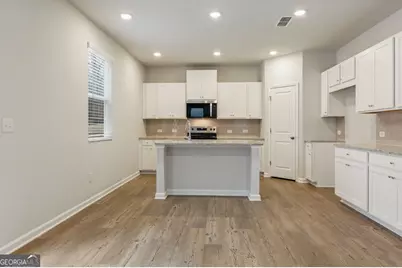 8031 Dickens Drive, Fairburn, GA 30213 - Photo 16