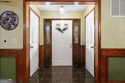 140 E Allison Circle, Carrollton, GA 30117 - Photo 8