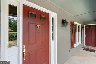 140 E Allison Circle, Carrollton, GA 30117 - Photo 6