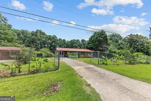 564 Peters St, Statham, GA 30666 - Photo 22