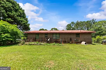 564 Peters Street, Statham, GA 30666 - Photo 16