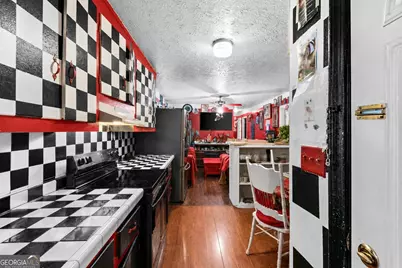 564 Peters Street, Statham, GA 30666 - Photo 8