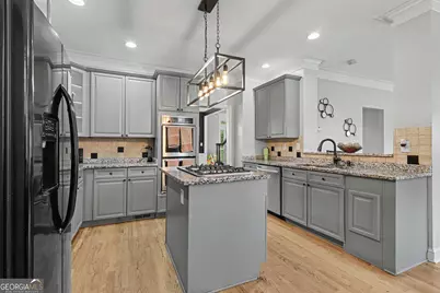 188 Fairoaks Circle, Stockbridge, GA 30281 - Photo 2