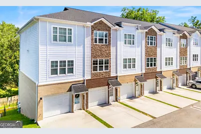 2021 Ocean Drive, Atlanta, GA 30318 - Photo 1