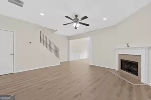 318 Knelston Oak Dr, Suwanee, GA 30024 - Photo 8