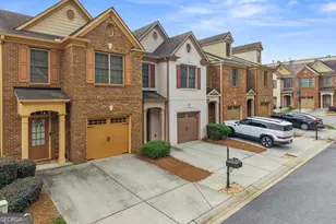 318 Knelston Oak Dr, Suwanee, GA 30024 - Photo 2