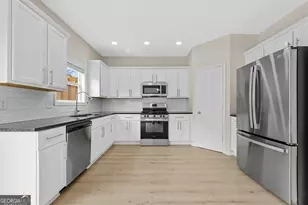318 Knelston Oak Dr, Suwanee, GA 30024 - Photo 14