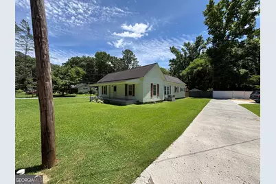 208 Warthen Street, La Fayette, GA 30728 - Photo 1
