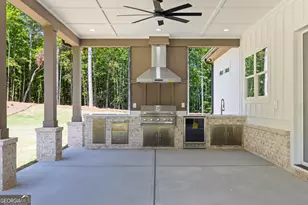 205 Chariot Ct, Jefferson, GA 30549 - Photo 8