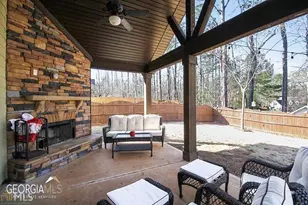 345 Cliffhaven Cir, Newnan, GA 30263 - Photo 18