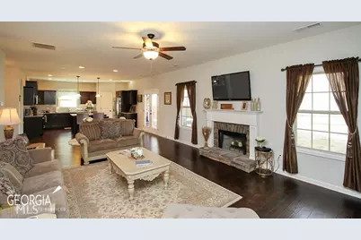 345 Cliffhaven Circle, Newnan, GA 30263 - Photo 8