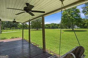 330 Sandy Lake Cir, Fayetteville, GA 30214 - Photo 50