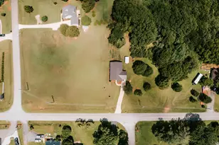 1445 N Forest Ave, Hartwell, GA 30643 - Photo 22