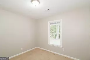 8605 Collins Dr, Jonesboro, GA 30236 - Photo 12
