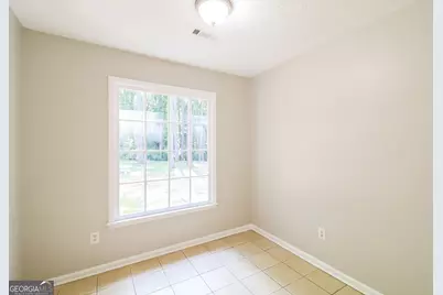 8605 Collins Drive, Jonesboro, GA 30236 - Photo 14