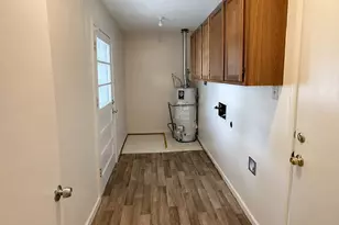 3543 Meadowview Ct, Rex, GA 30273 - Photo 4