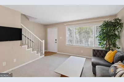 16 Holly Downs Court NW, Atlanta, GA 30318 - Photo 6