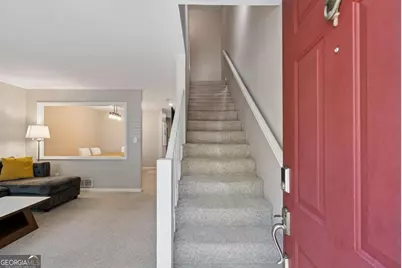 16 Holly Downs Court NW, Atlanta, GA 30318 - Photo 4