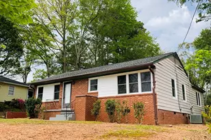 69 4th St, Newnan, GA 30263 - Photo 4