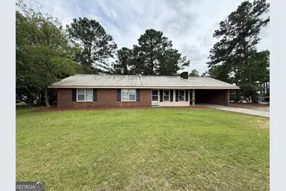 602 Hillcrest Parkway, Dublin, GA 31021 - Photo 1