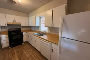 602 Hillcrest Pkwy, Dublin, GA 31021 - Photo 10