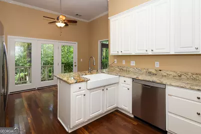 530 Brookside Drive, Macon, GA 31210 - Photo 8