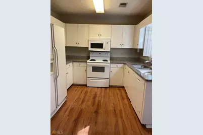 130 Beth Court, Athens, GA 30605 - Photo 4