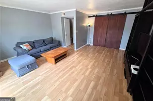 5617 Kingsport Dr NE, Sandy Springs, GA 30342 - Photo 6