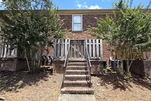 5617 Kingsport Dr NE, Sandy Springs, GA 30342 - Photo 14