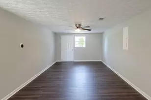 3813 N Bogan Rd, Buford, GA 30519 - Photo 2