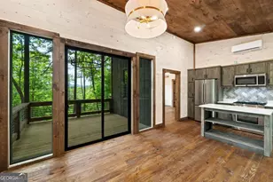 190 Laurel Crossing, Blue Ridge, GA 30513 - Photo 6