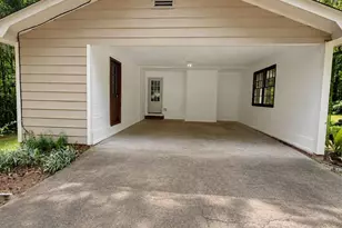 300 Robinson Dr, Carrollton, GA 30117 - Photo 22