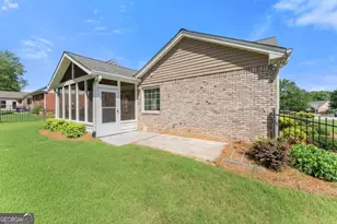 316 Lakeview Bend Cir, Jefferson, GA 30549 - Photo 40