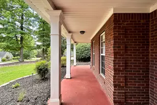210 Lexington Cir, Athens, GA 30605 - Photo 4