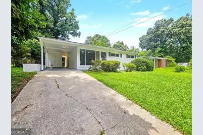 2559 Dale Creek Drive NW, Atlanta, GA 30318 - Photo 6