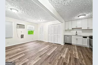2559 Dale Creek Drive NW, Atlanta, GA 30318 - Photo 12