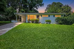 2559 Dale Creek Dr NW, Atlanta, GA 30318 - Photo 4