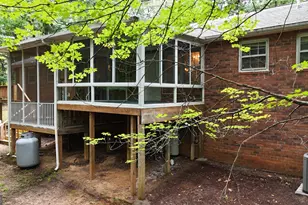 240 Bent Oak Dr, Cornelia, GA 30531 - Photo 8