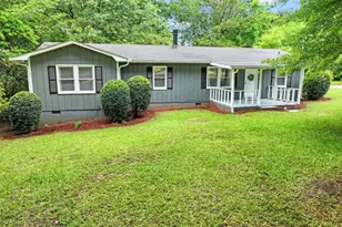 100 Julie Cir, Griffin, GA 30223 - Photo 2