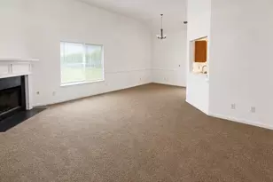 65 Waters Edge Way, Fayetteville, GA 30215 - Photo 2