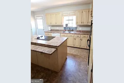 185 Veal Street, Swainsboro, GA 30401 - Photo 8