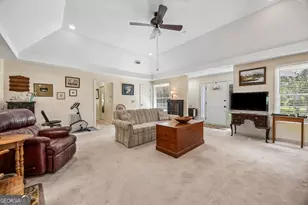 331 Magna Carta Dr, Woodbine, GA 31569 - Photo 8