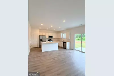180 Hal Court, Winder, GA 30680 - Photo 4