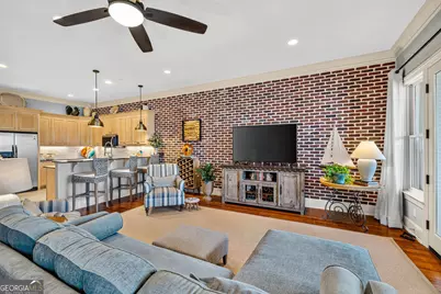 107 Broad Street #C, Darien, GA 31305 - Photo 10