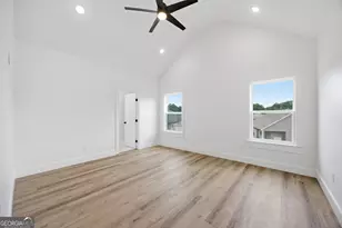126 Washington St, Dalton, GA 30721 - Photo 14