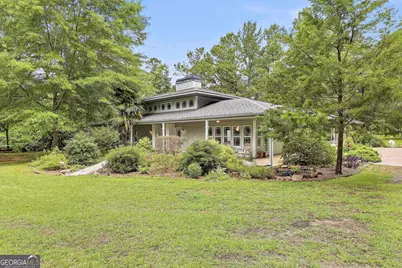 207 Steeplechase, Barnesville, GA 30204 - Photo 2