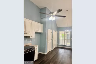 207 Pebblebrook E, Warner Robins, GA 31088 - Photo 8
